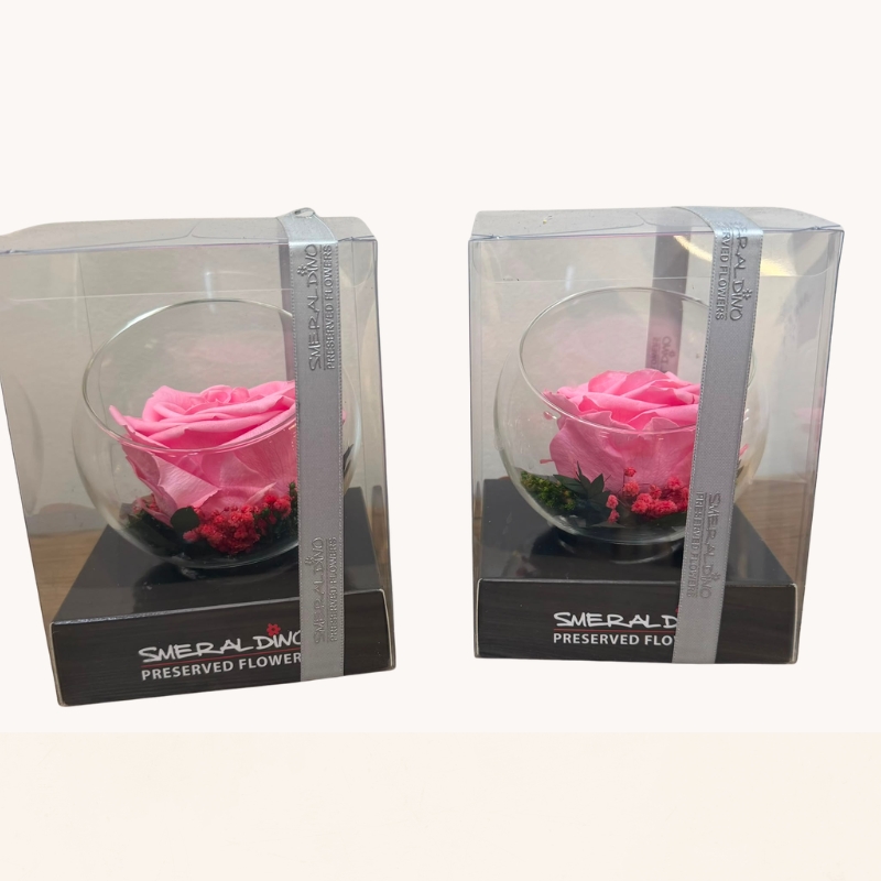 Luxury preserved rose displayed in a glass bowl and presented in a premium gift box.