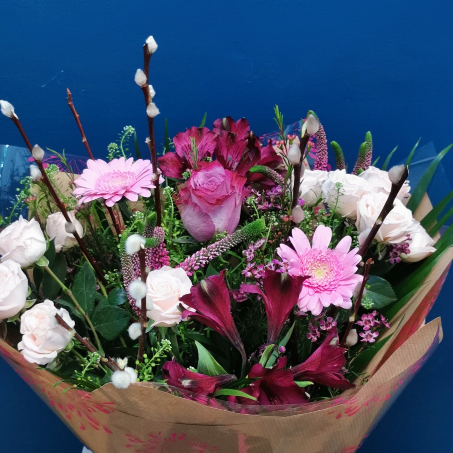 pale pink and cerise hand-tied bouquet West Malling Flowers