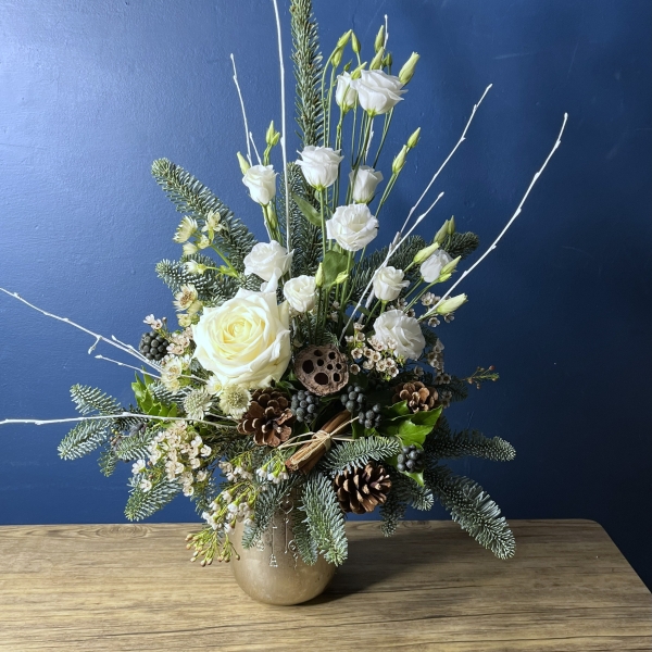 Snow Globe Front Facing Arrangement