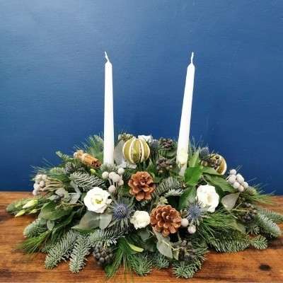 White & Green Table Arrangement