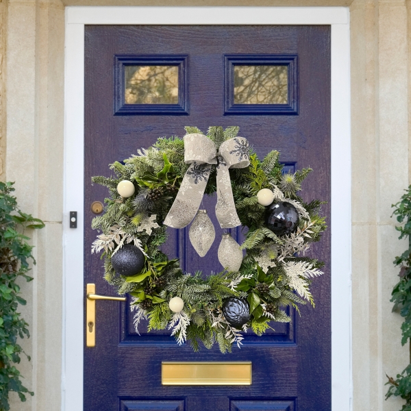 Snow Globe Door Wreath