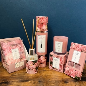 Ashleigh & Burwood Scented Home
