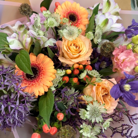 Leldie’s florist choice bouquet created for just because gifting