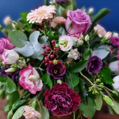 Burgundy Berries Hat Box
